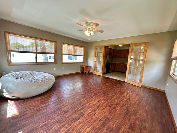 4th image of 101 Caroline Dr
