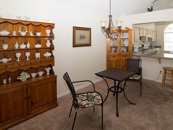 4th image of 455 Waterford Way