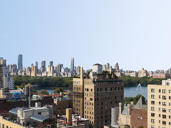 3rd image of 40 E 94th St APT 19AB