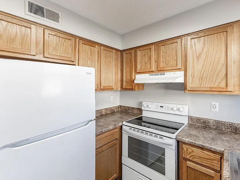 1321 Towerview Street-02