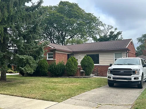 24710 Gardner Ave Photo 1