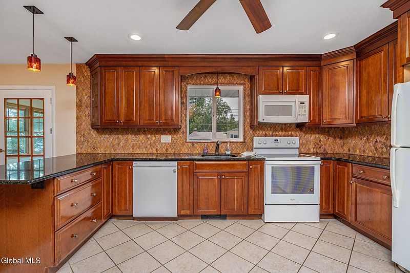 2nd image of 14 Beechwood Drive