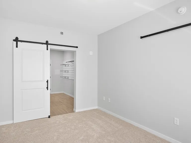 8. District P1 - Bed1_Reverse 8. District P1 - Bed1_Reverse