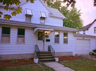 44 Maple St, Saunemin, IL 61769