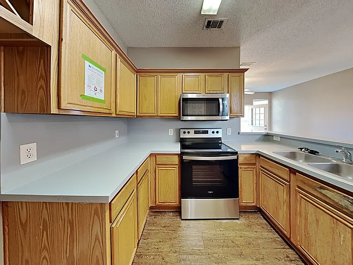 110 Meadow Ct — Photo 4