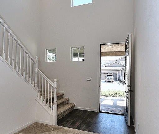 5th image of 637 Johnnie Morris Ave
