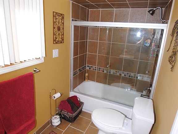 2nd image of 49220 Bayshore Dr