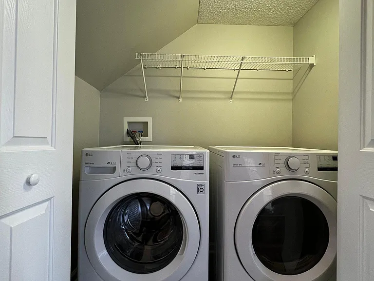 213 Nimbus Ct — Photo 21