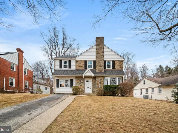 208 Greenbriar Ln, Havertown, PA 19083