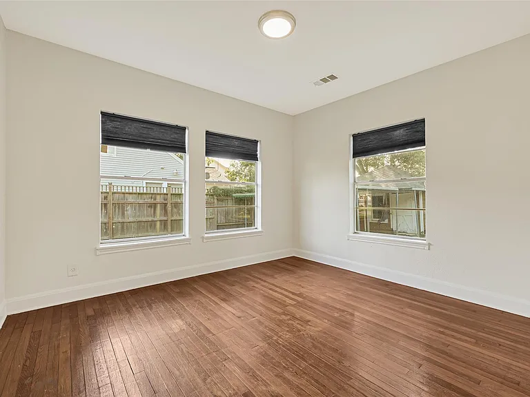 7017 Schley St — Photo 14