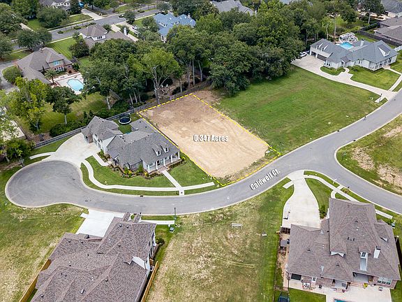 2nd image of 300 Caldwell Ct