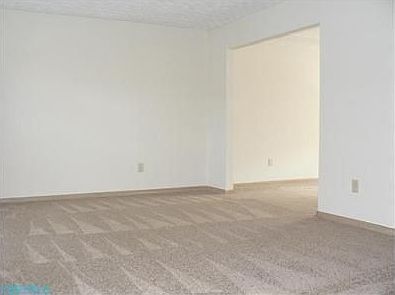 4th image of 4695 Hickorybend Dr