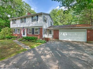 55 Ridgewood Dr, Augusta, ME 04330