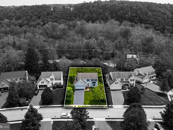 3rd image of 2021 Mallard Cir S
