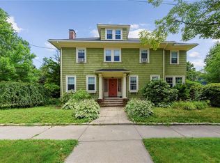 69 Brenton Ave, Providence, RI 02906