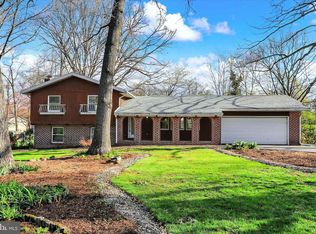 6529 Fairway Dr W, Fayetteville, PA 17222