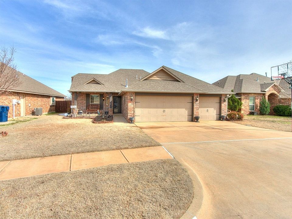 3012 Brookstone Lakes Dr Yukon OK 73099 Zillow