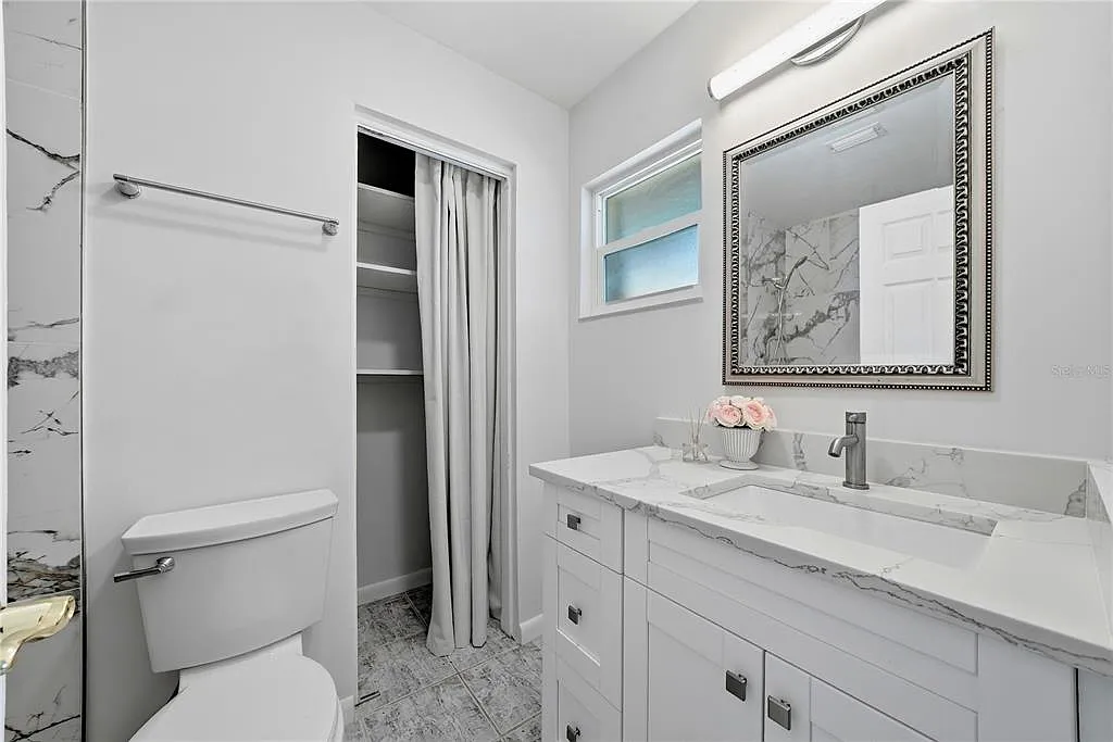 4 bed, 2.0 bath, 1236 sqft, $2,450 — Photo 4