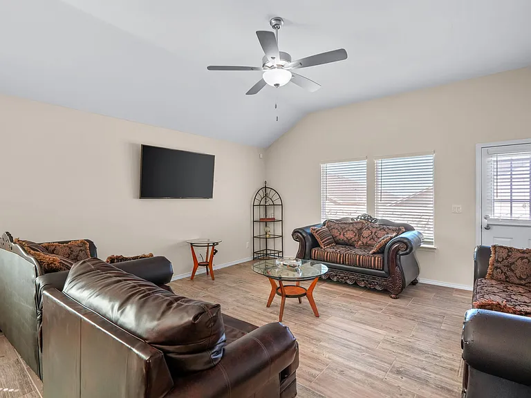 13833 Sky Harbor Ave — Photo 30