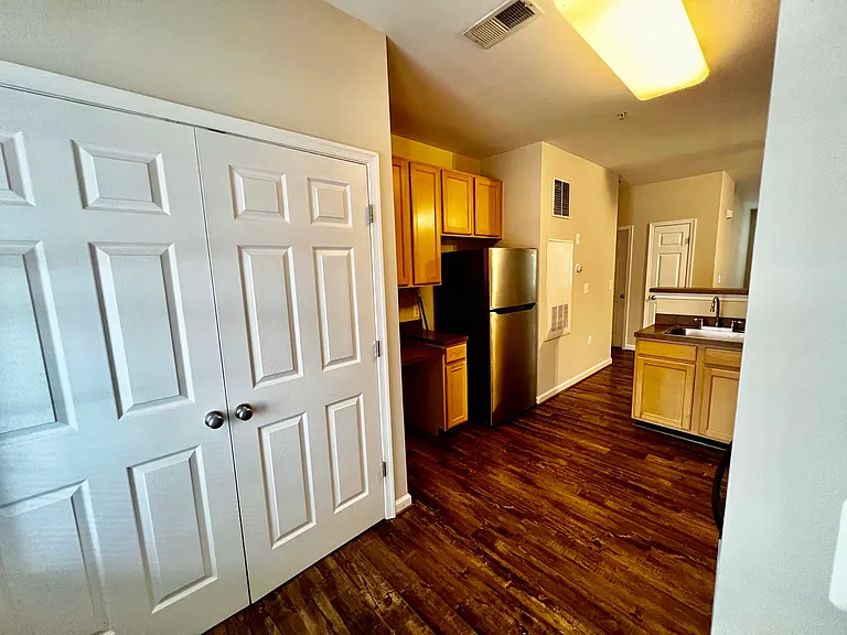 42514 Hollyhock Ter — Photo 4
