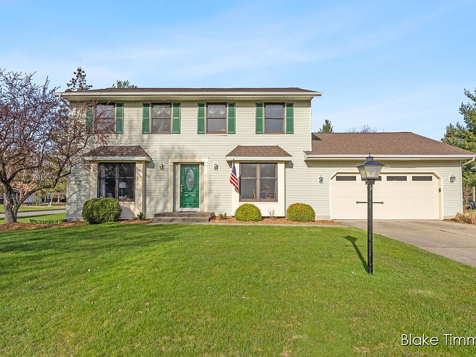 1st image of 5565 Stowehill Dr SE