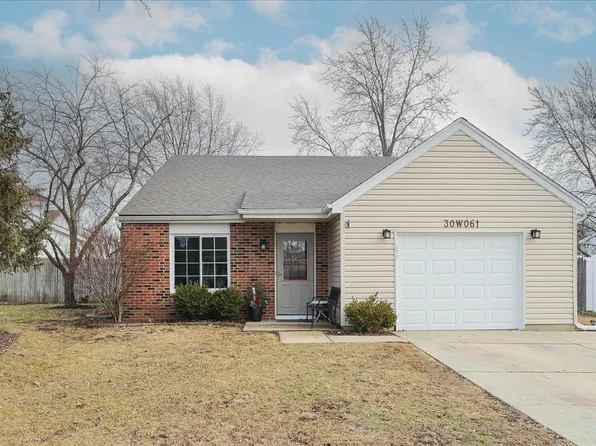 30W061 Galbreath Dr, Warrenville, IL 60555