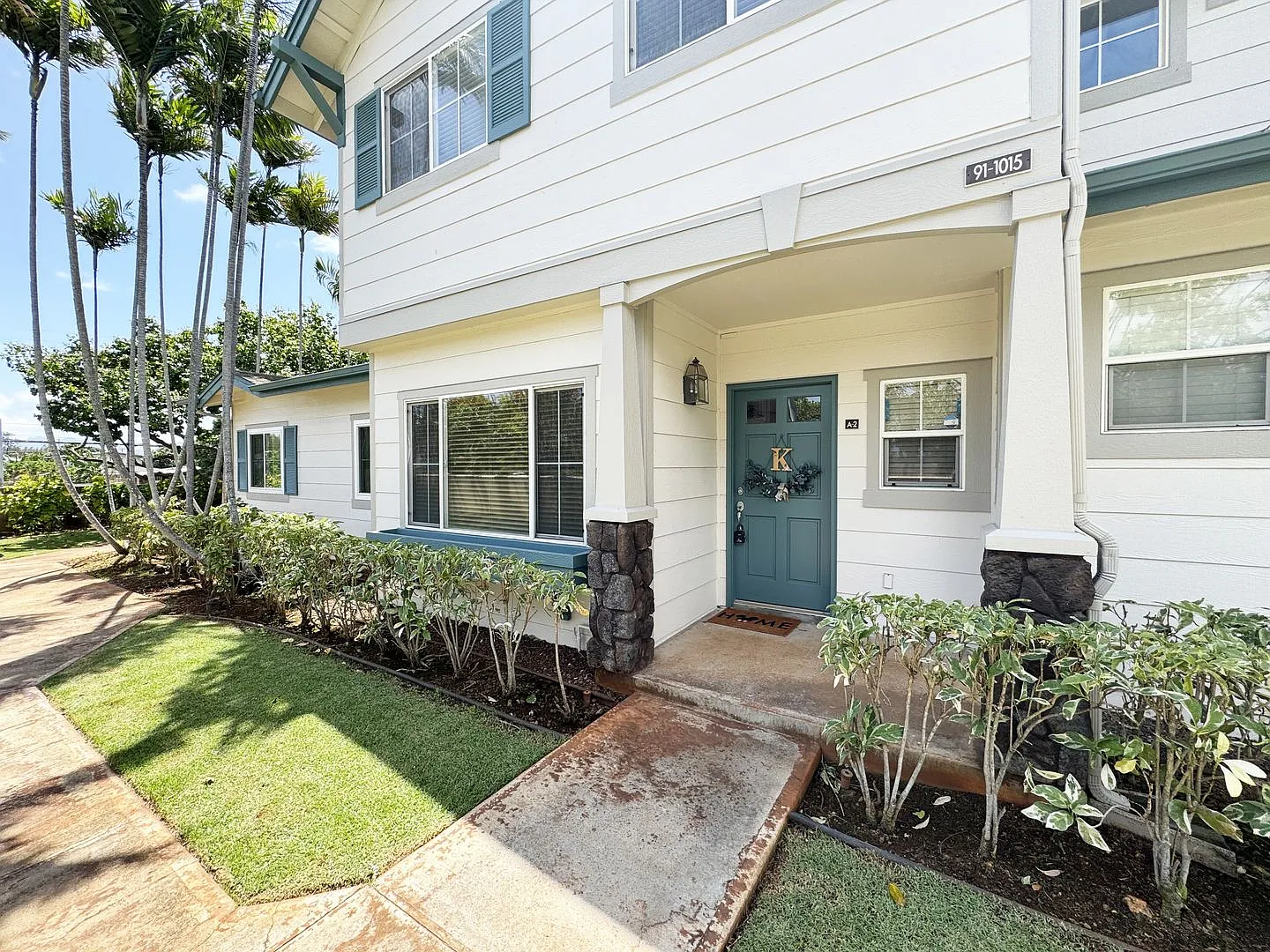 Pet Friendly Ewa Beach Townhouse with Central A/C — Photo 1