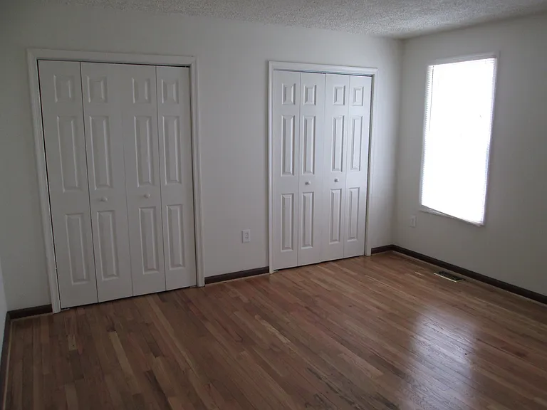 5283 Ilchester Rd — Photo 15