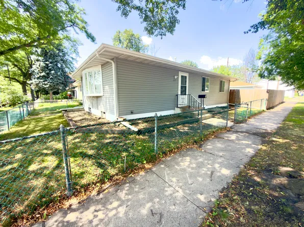 243 Winifred St E, Saint Paul, MN 55107