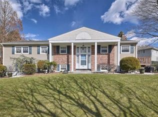 31 Sears Pl, Wayne, NJ 07470