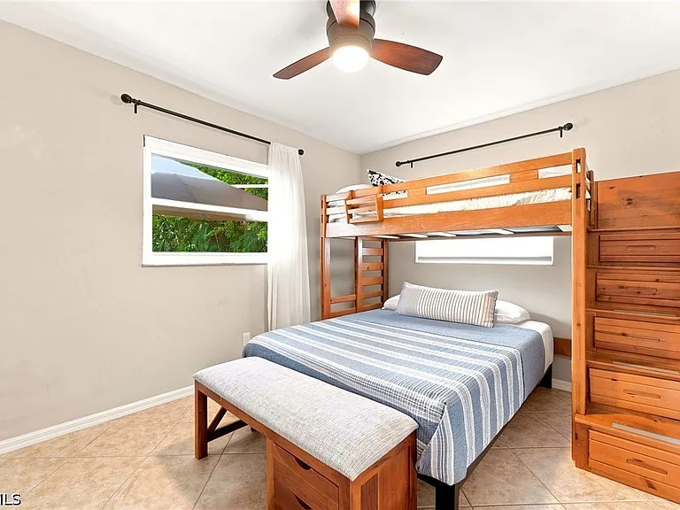 18918 Cypress View Dr — Photo 39