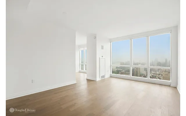 Rented by Douglas Elliman | media 22