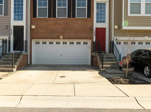 1346 Chapel Centre Dr, Gambrills, MD 21054