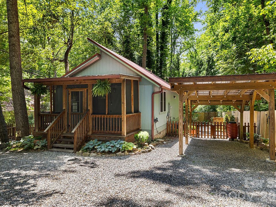 1st image of 477 Governors View Rd