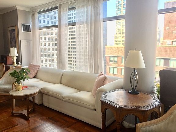 4th image of 250 E 54th St APT 29B