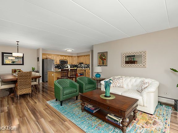 4th image of 203 N Kenilworth Ave APT 2N