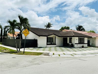 14102 SW 9th St, Miami, FL, 33184