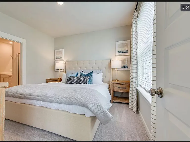 758 Mickelson Way — Photo 16