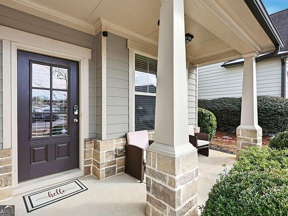 4th image of 5907 Waterway Pl