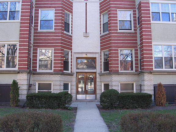 3rd image of 311 Wisconsin Ave APT 2S
