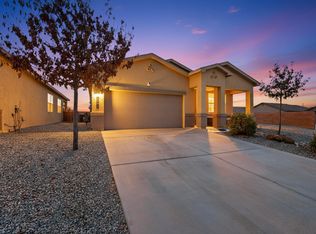 1802 Goldenflare Loop NE, Rio Rancho, NM 87144