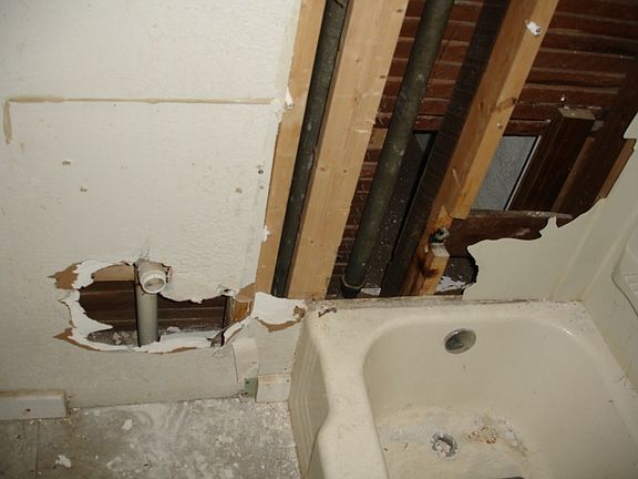 5th image of 6934 Walrond Ave