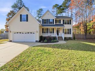 1624 Emerald Woods Dr, Chesapeake, VA 23321