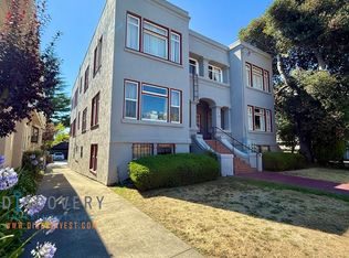 College Ave. 2814, Berkeley, CA 94705