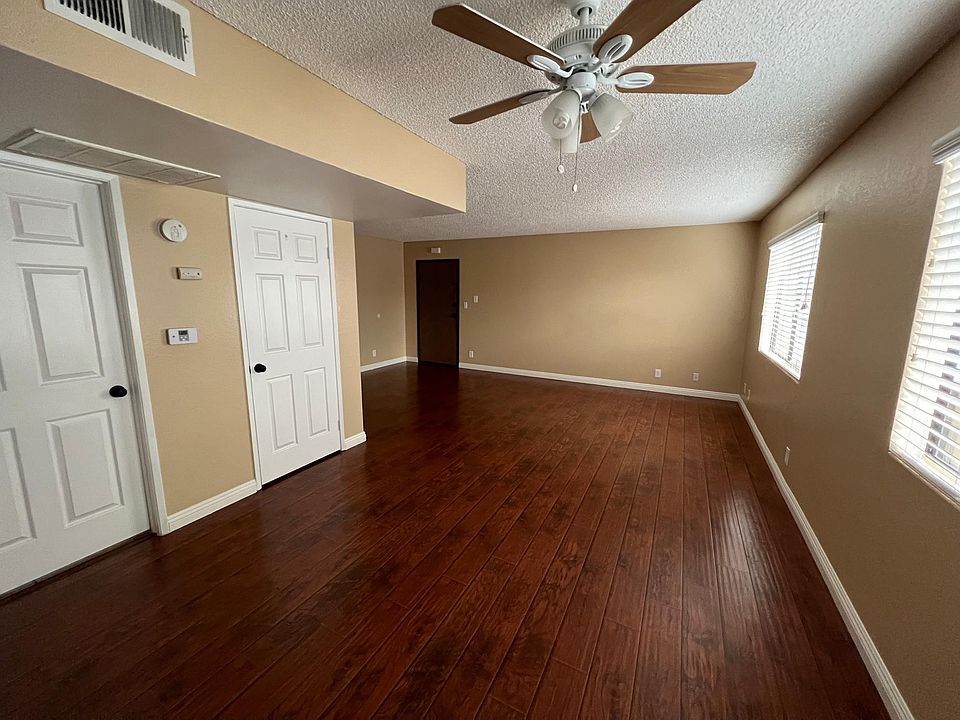 1st image of 14243 Burbank Blvd APT 6