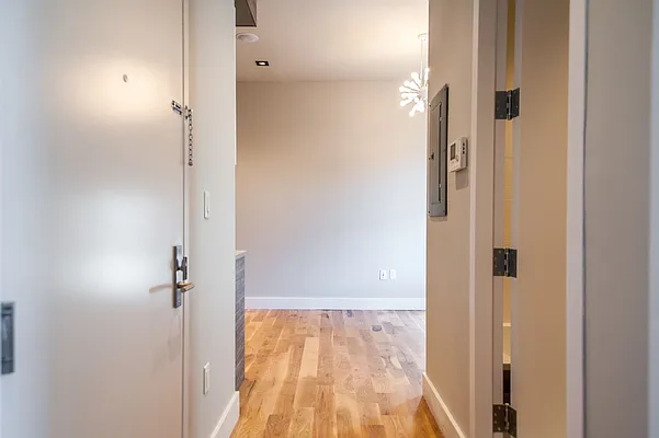 Rented by Nooklyn NYC LLC | media 56