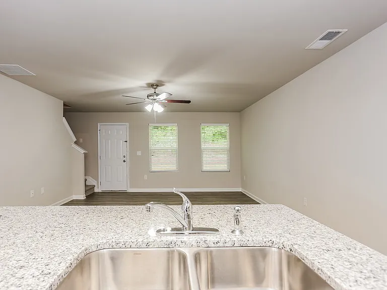 2569 Wood Bend Ln — Photo 8