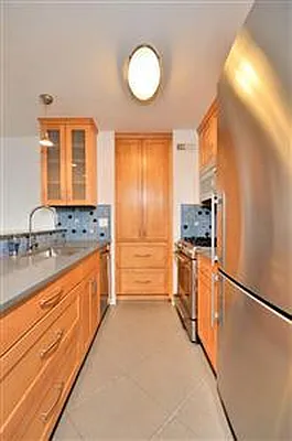 Rented by Douglas Elliman | media 25