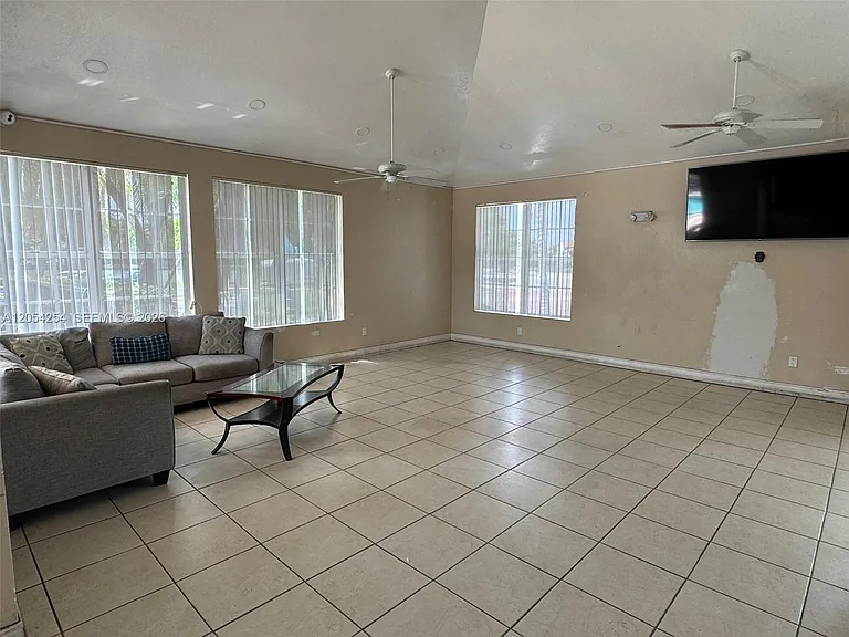 9711 Fontainebleau Blvd #D106 — Photo 27