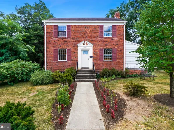 7202 Wells Pkwy, Hyattsville, MD 20782